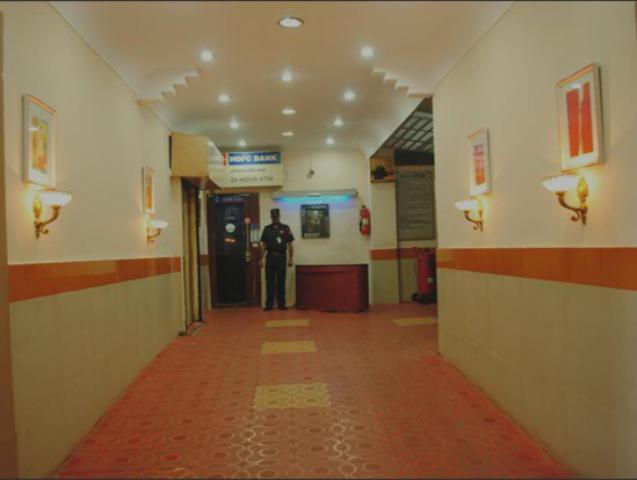 Neeranand Dalhousie- A Pure Vegetarian Hotel Kolkata Exterior photo